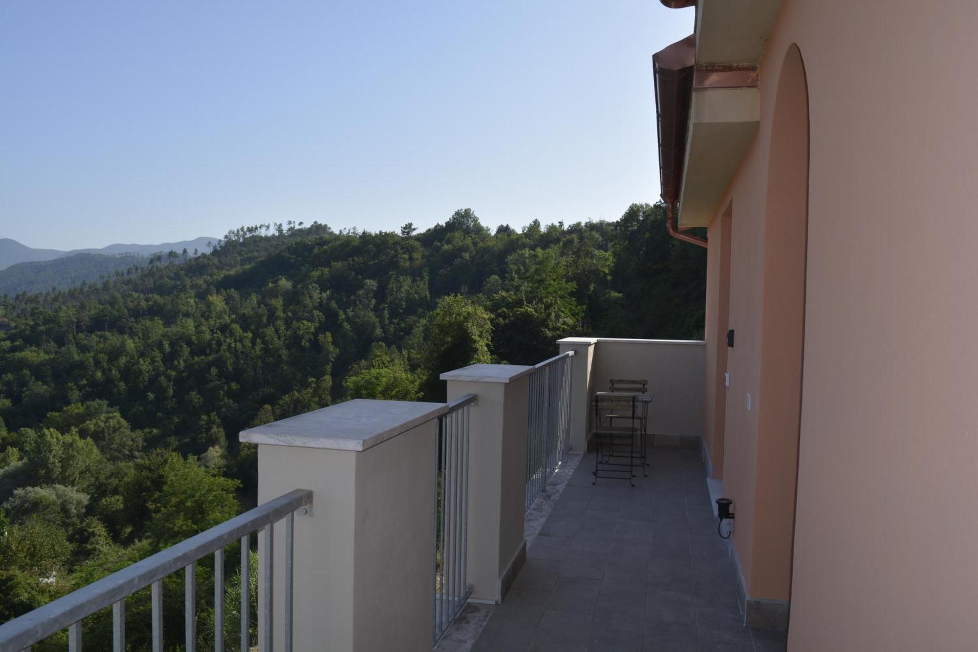 Castagnarossa Casa Vacanze Beverino Exterior photo